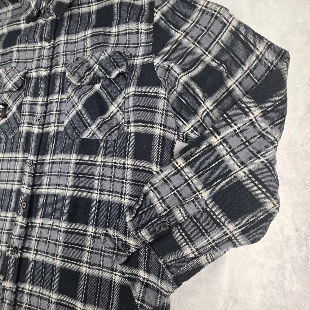 Howitzer Flannel Shirt Mens XL Black‎ Gray Plaid We The People Military Thick